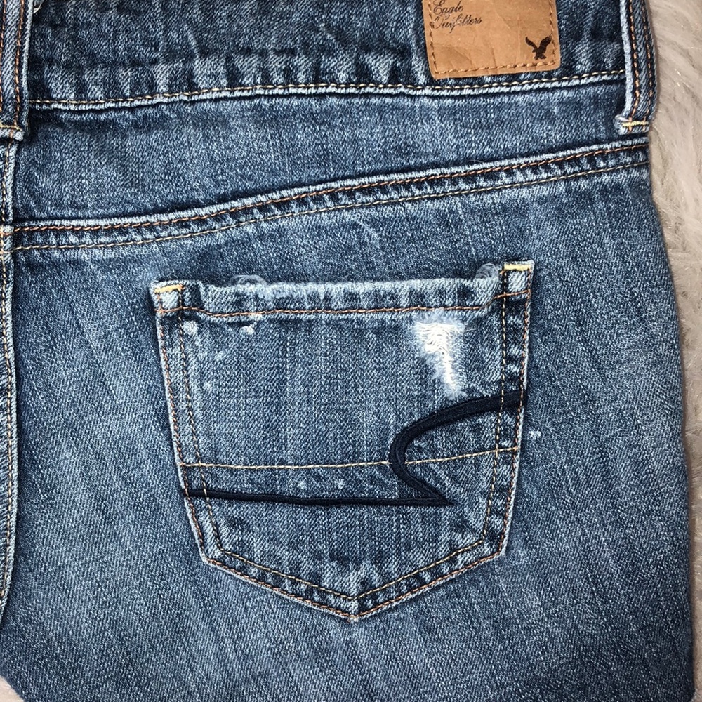 American Eagle Distressed Jean Shorts - Picture 5 of 8
